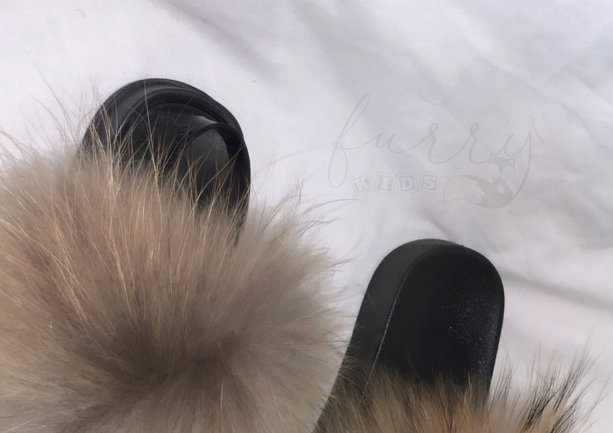 KIDS FUR SANDALS
